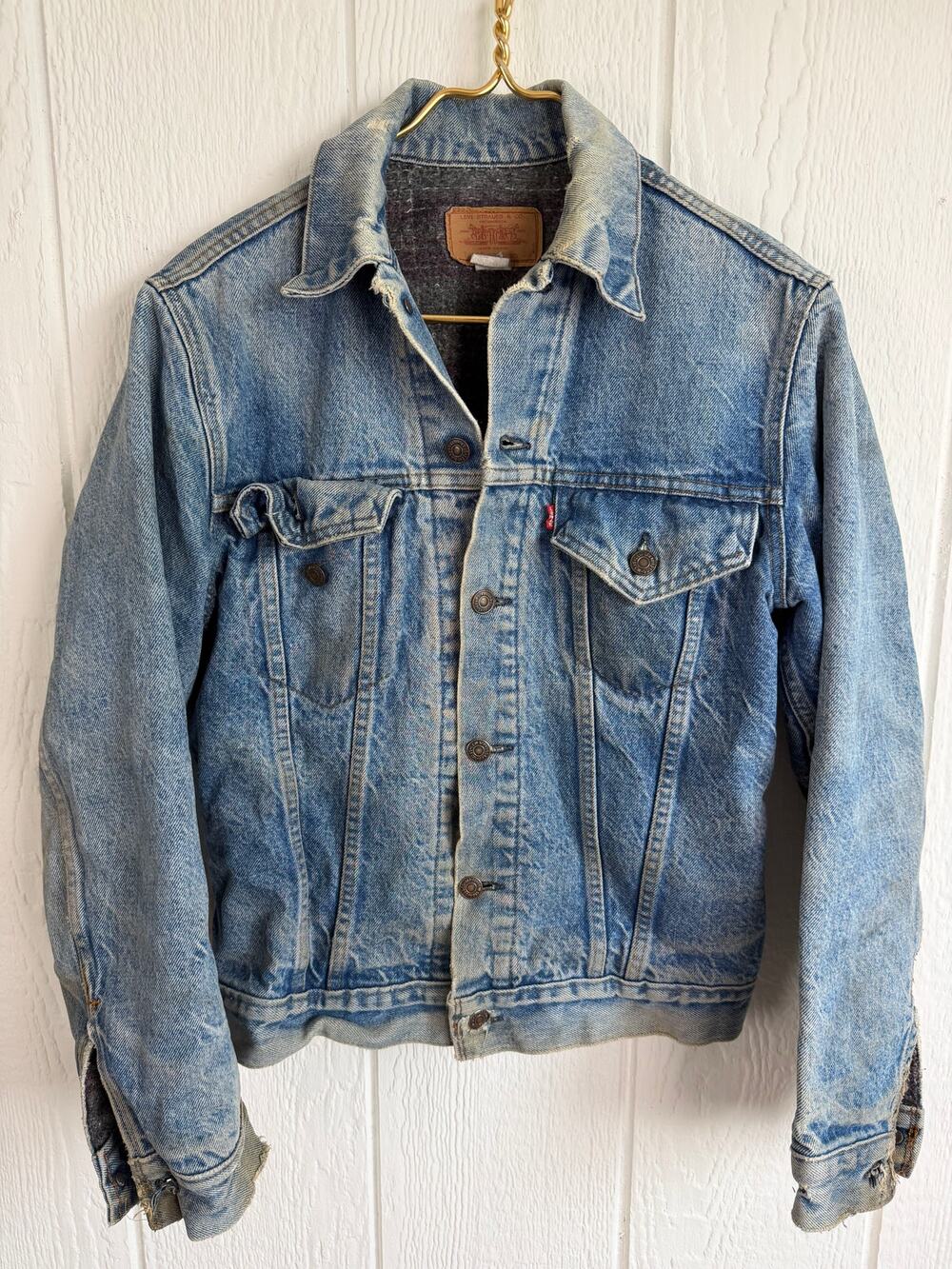 Vintage Levi's 70605 Blanket Lined Denim Trucker Jacket Made USA Distressed